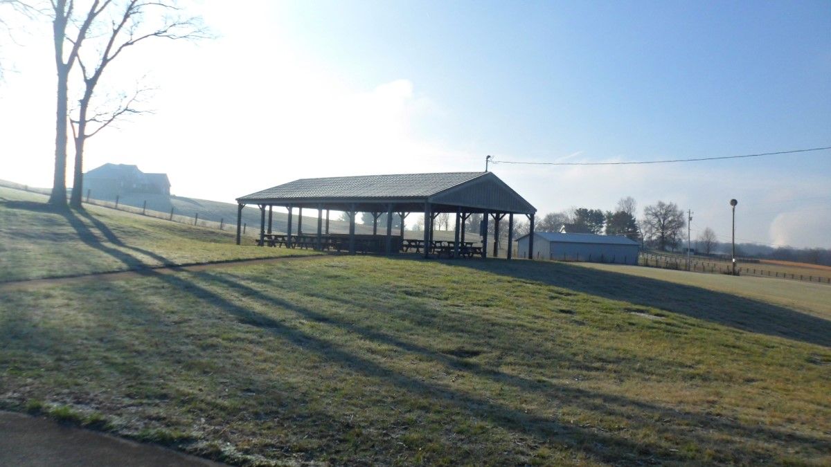 830 Shadrick Ferry Rd, Frankfort, KY 40601